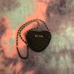 ✨Sale✨ Betsey Johnson Heart Shaped Purse 💕